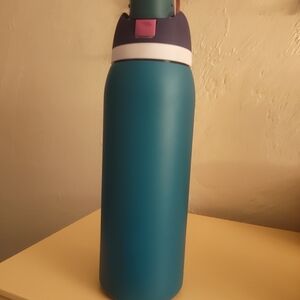 Teal Owala Insulated Water Bottle 40OZ
